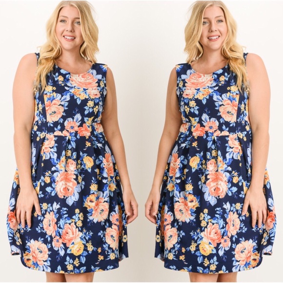 💖NWT Women’s Plus Floral A-line Boutique Dress - Picture 2 of 4